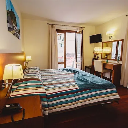 Hotel Bela 2*