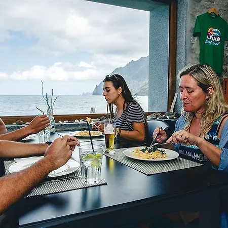 Ξενοδοχείο Bela 2*