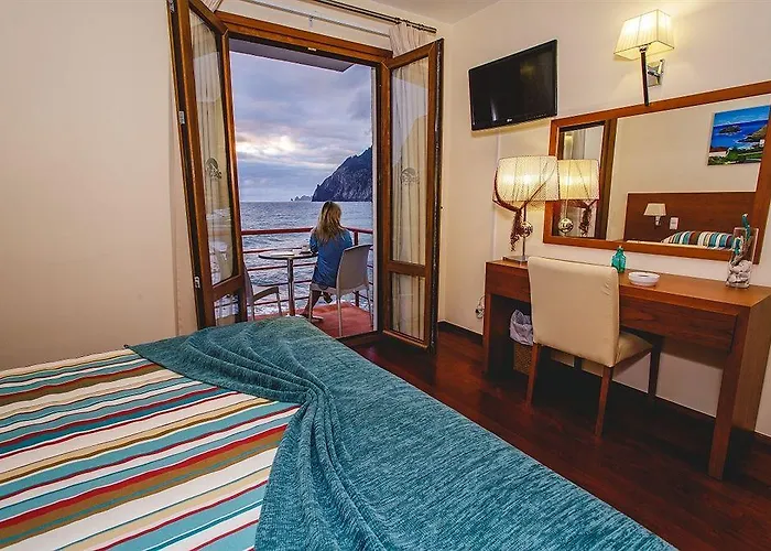 Bela 2* بورتو دا كروز